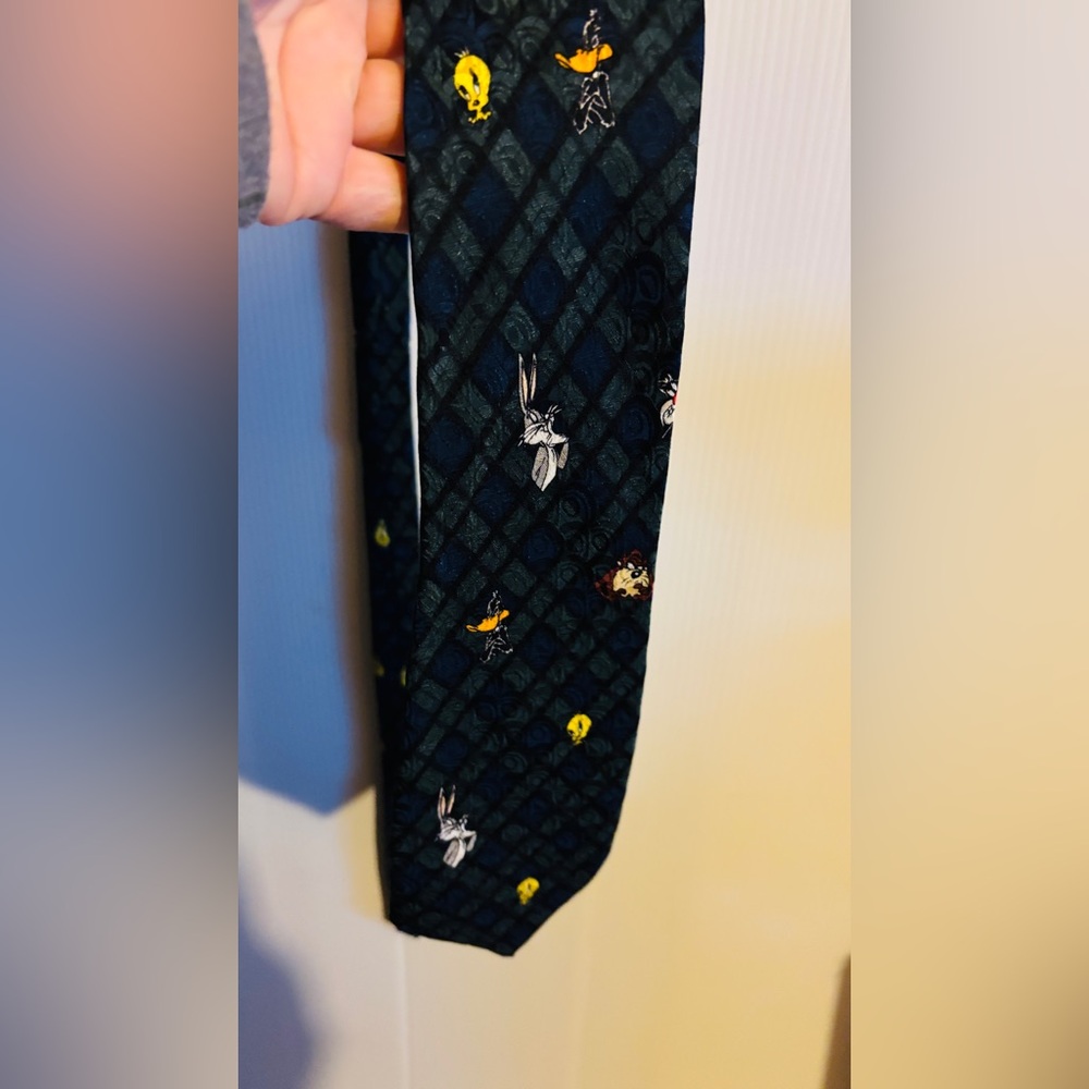 Looney Tunes Mania Tie with Character Embroidery - Dark Green/Black
